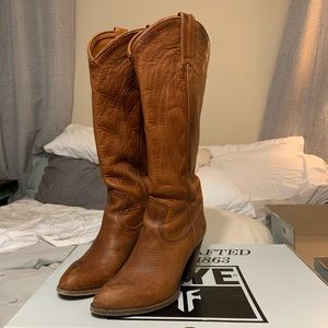 Frye llana Pull On Boot